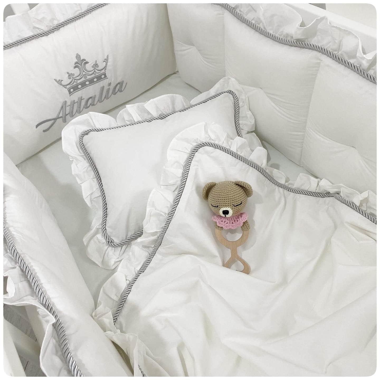 סט מצעים חבל כסוף עם רקמה במגן – תמונה 5