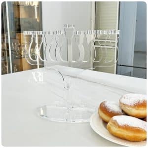 חנוכייה זכוכית אקרילית קלאסית